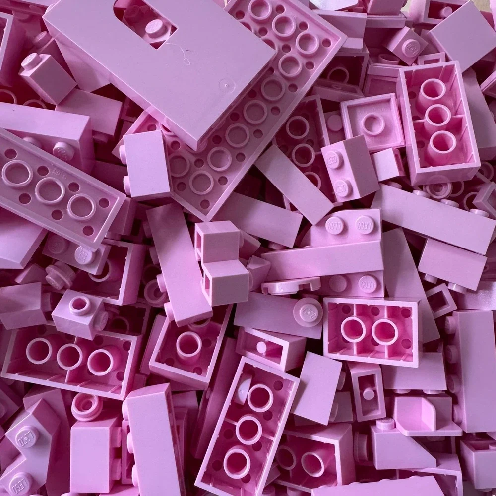 LEGO Light Pink Bricks & Assorted Lot Bulk Parts & Pieces, Half Pound, Clean‎ - Picture 3 of 3